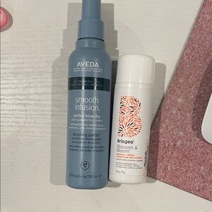 Aveda Smooth Infusion blow dry spray and Briogeo Blossom & Bloom Root Powder Set